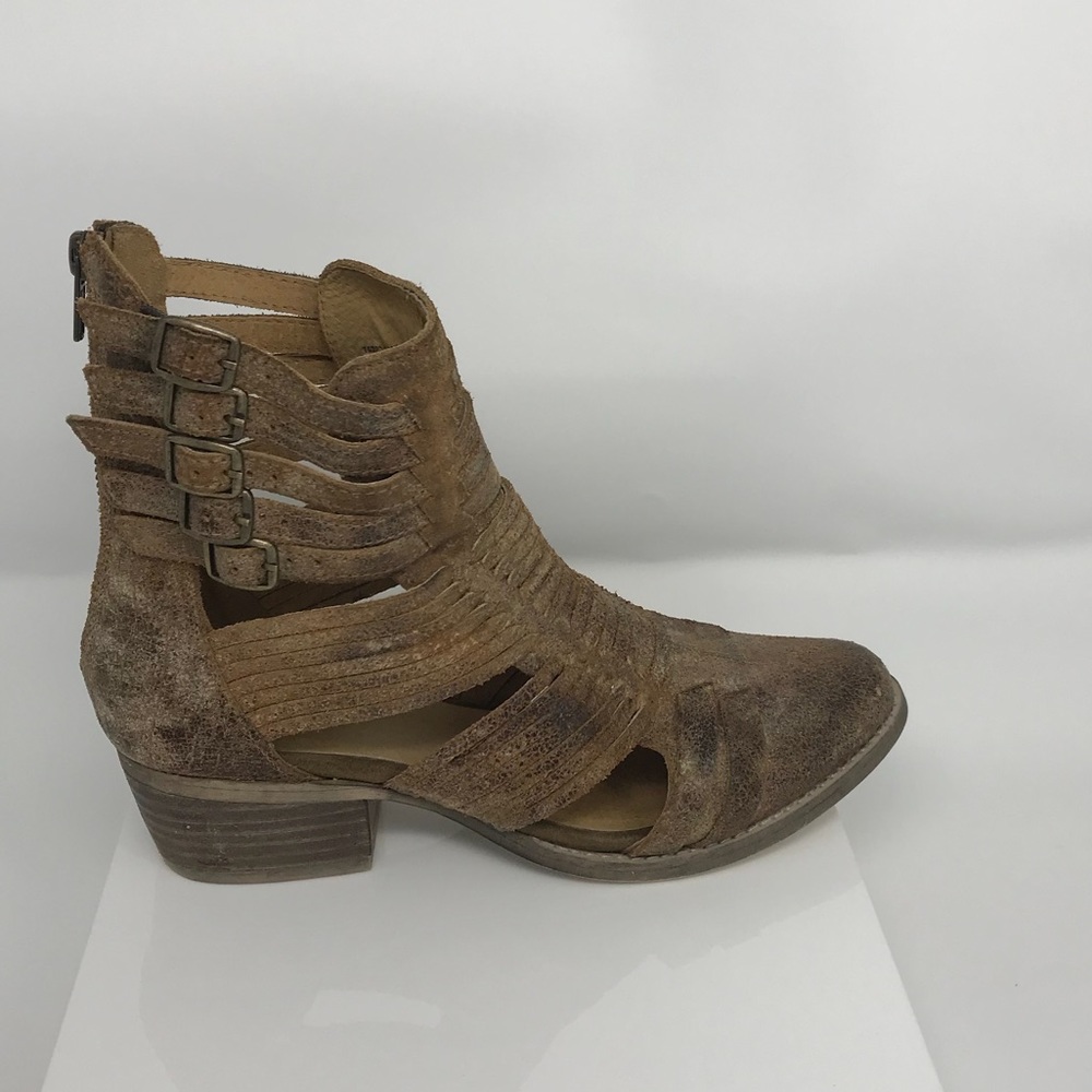 Woman’s Diba Tru Vine Time Cut out Booties.